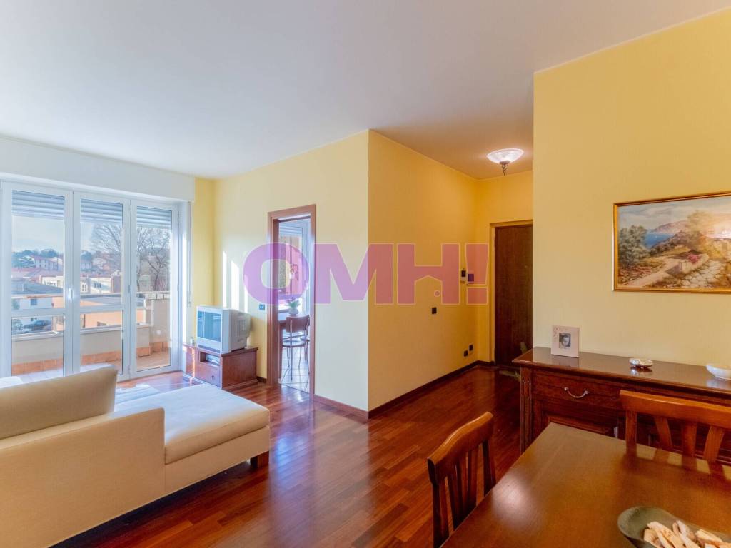 appartamento in vendita a Gallarate in zona Moriggia