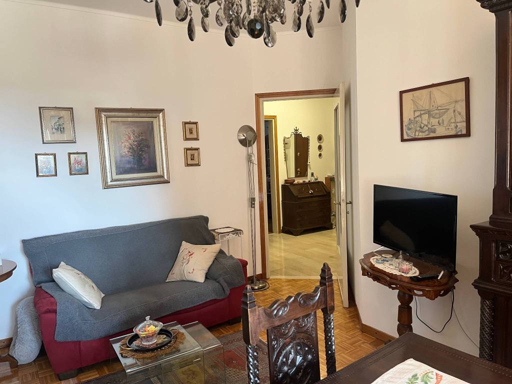 appartamento in vendita a Gallarate in zona Cascinetta