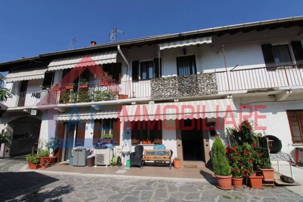 appartamento in vendita a Gallarate in zona Madonna in Campagna