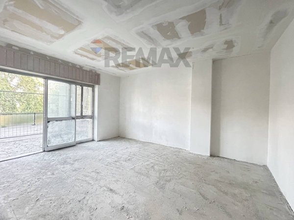 appartamento in vendita a Gallarate in zona Crenna