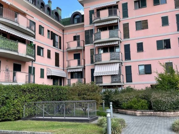 appartamento in vendita a Gallarate in zona Arnate