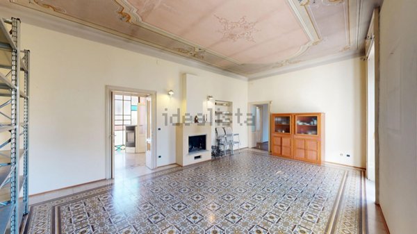 appartamento in vendita a Gallarate in zona Crenna