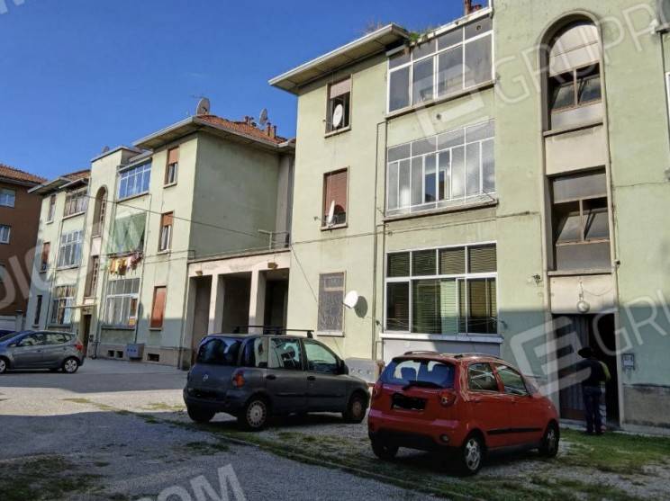 appartamento in vendita a Gallarate in zona Madonna in Campagna