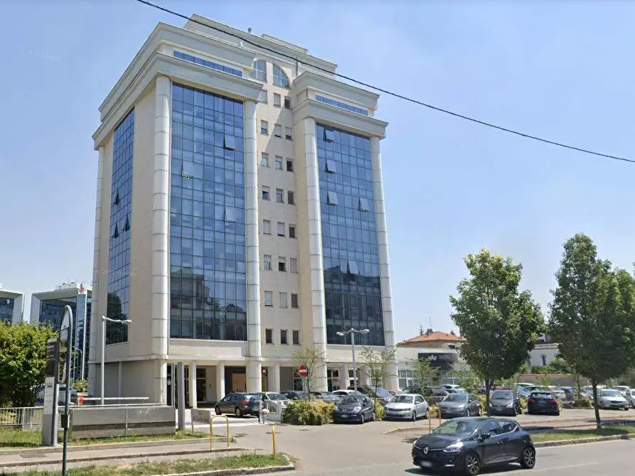 appartamento in vendita a Gallarate in zona Sciarè