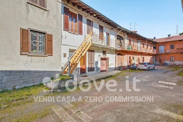 appartamento in vendita a Gallarate in zona Crenna