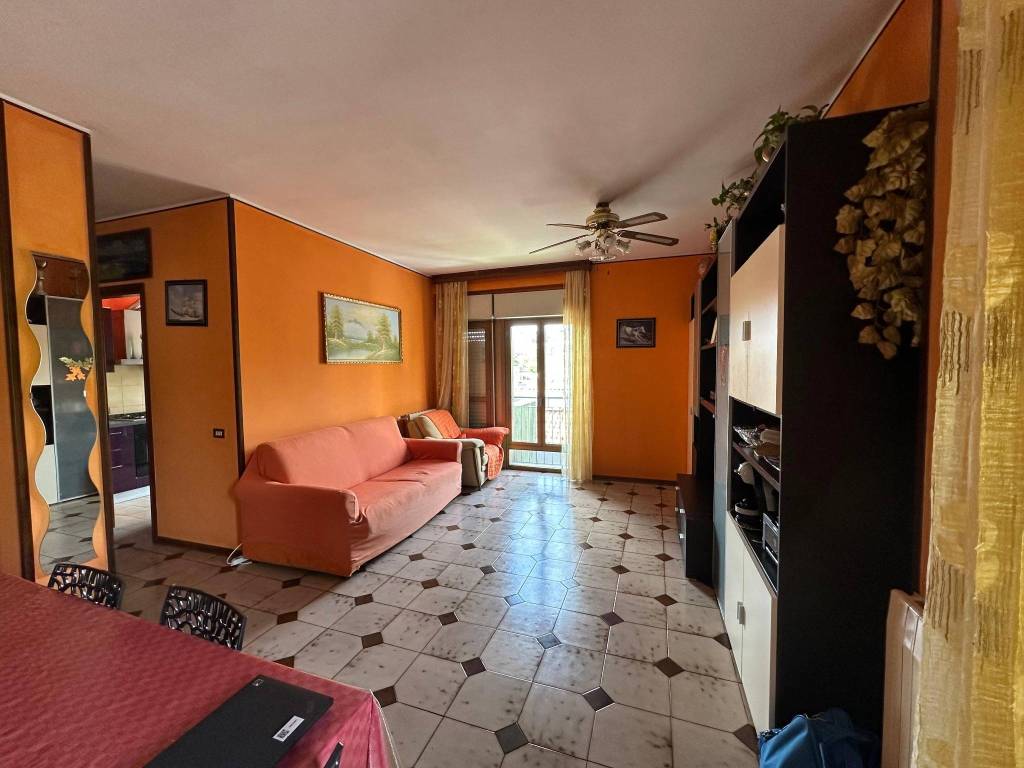 appartamento in vendita a Gallarate in zona Ronchi