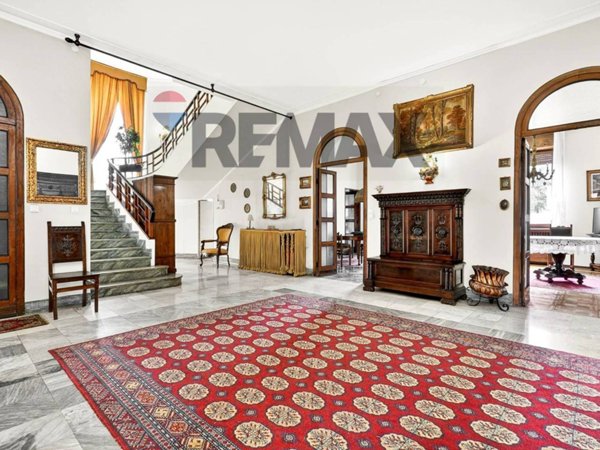 casa indipendente in vendita a Gallarate