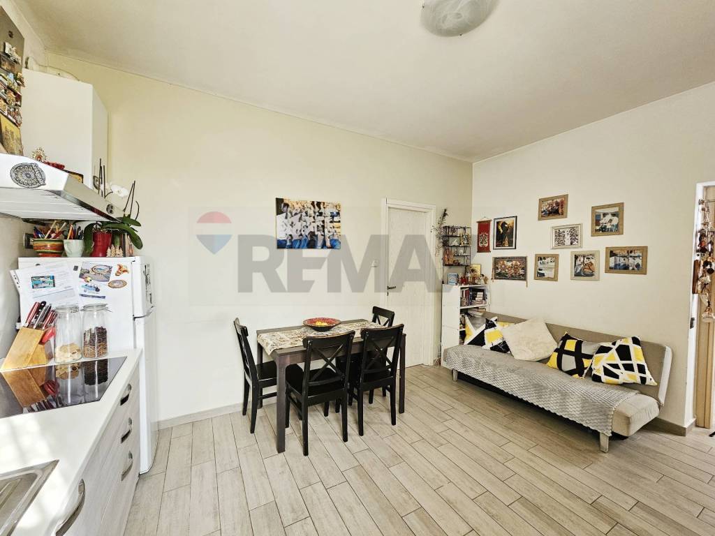 appartamento in vendita a Gallarate in zona Cascinetta