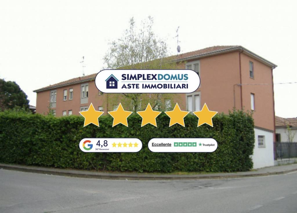 appartamento in vendita a Gallarate in zona Sciarè