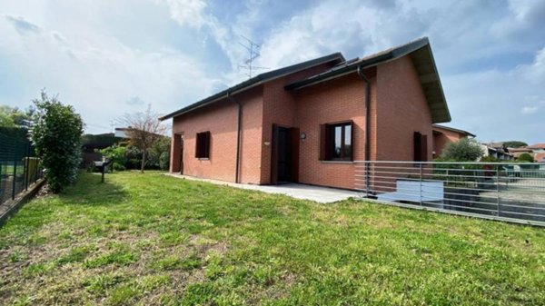 casa indipendente in vendita a Gallarate