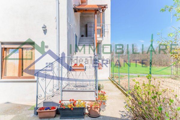casa indipendente in vendita a Gallarate