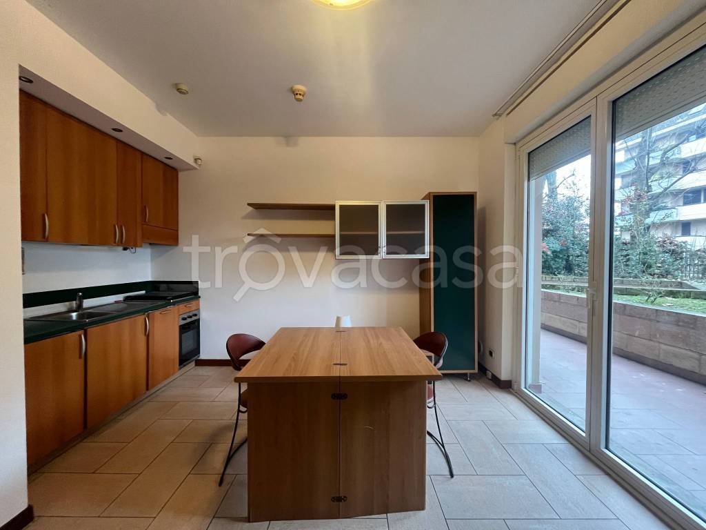 appartamento in vendita a Gallarate in zona Crenna