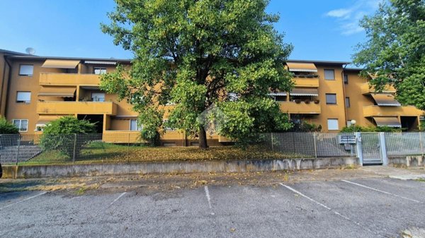appartamento in vendita a Gallarate in zona Madonna in Campagna