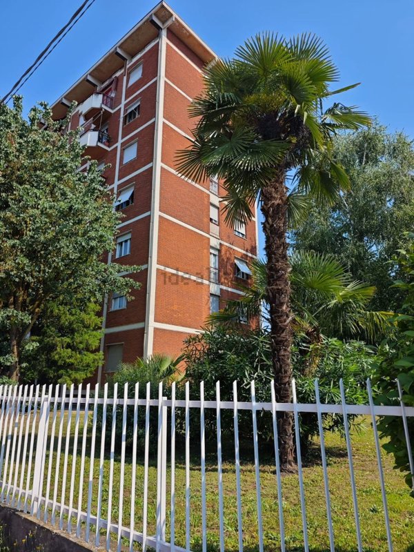 appartamento in vendita a Gallarate in zona Ronchi