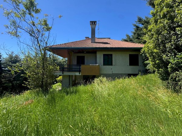 casa indipendente in vendita a Gallarate