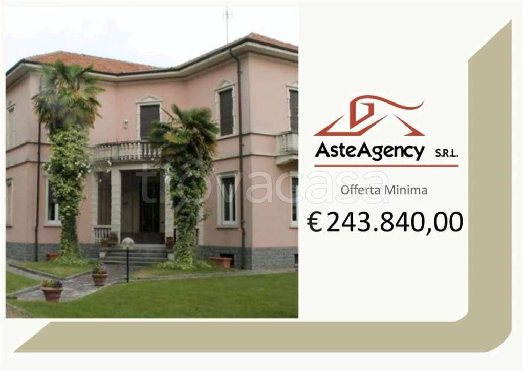 casa indipendente in vendita a Gallarate