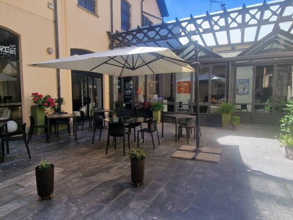 negozio in vendita a Gallarate in zona Sciarè