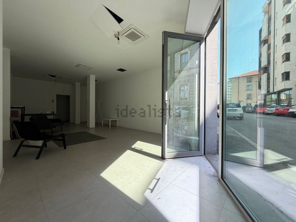 locale commerciale in vendita a Gallarate