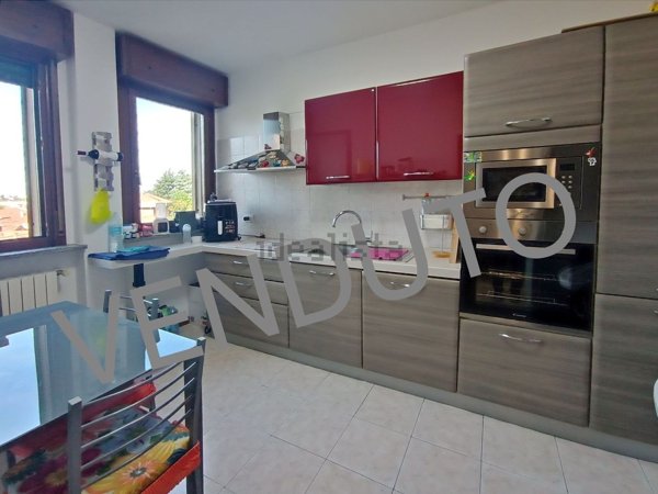 appartamento in vendita a Gallarate in zona Arnate