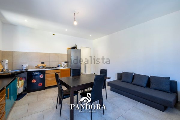appartamento in vendita a Gallarate in zona Sciarè