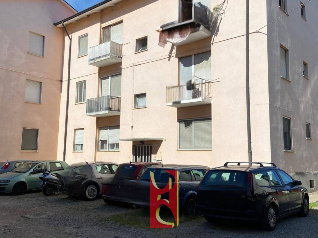 appartamento in vendita a Gallarate in zona Cascinetta