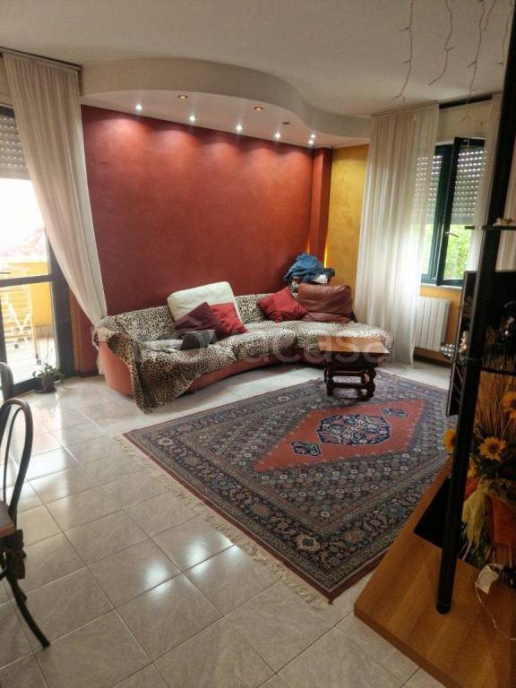 appartamento in vendita a Gallarate in zona Madonna in Campagna