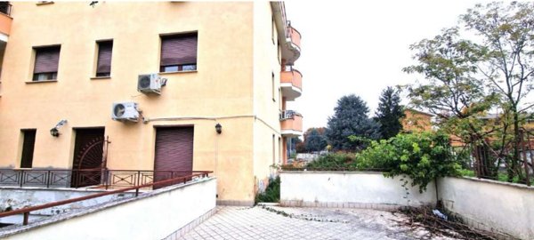 appartamento in vendita a Gallarate in zona Madonna in Campagna