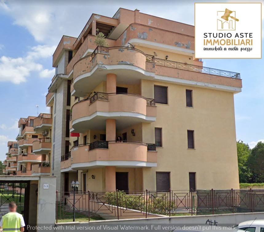 appartamento in vendita a Gallarate in zona Madonna in Campagna
