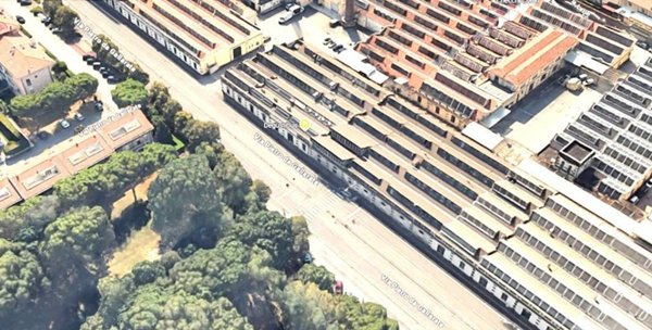 locale commerciale in vendita a Gallarate in zona Arnate