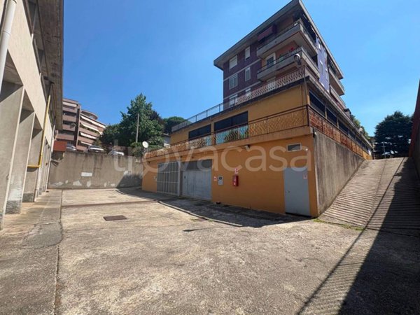 locale commerciale in vendita a Gallarate