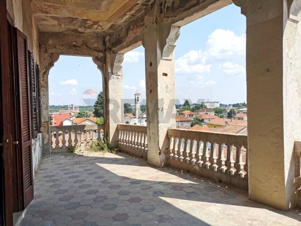 casa indipendente in vendita a Gallarate