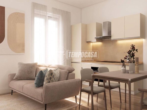 appartamento in vendita a Gallarate in zona Sciarè