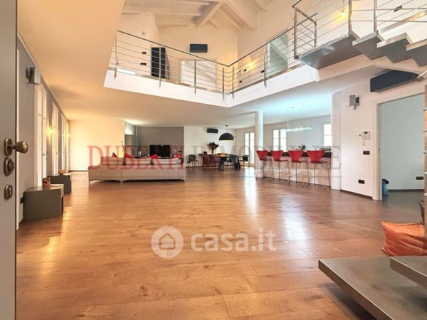 appartamento in vendita a Gallarate in zona Sciarè