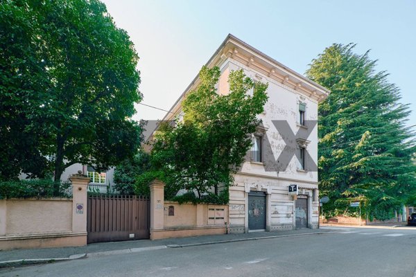casa indipendente in vendita a Gallarate