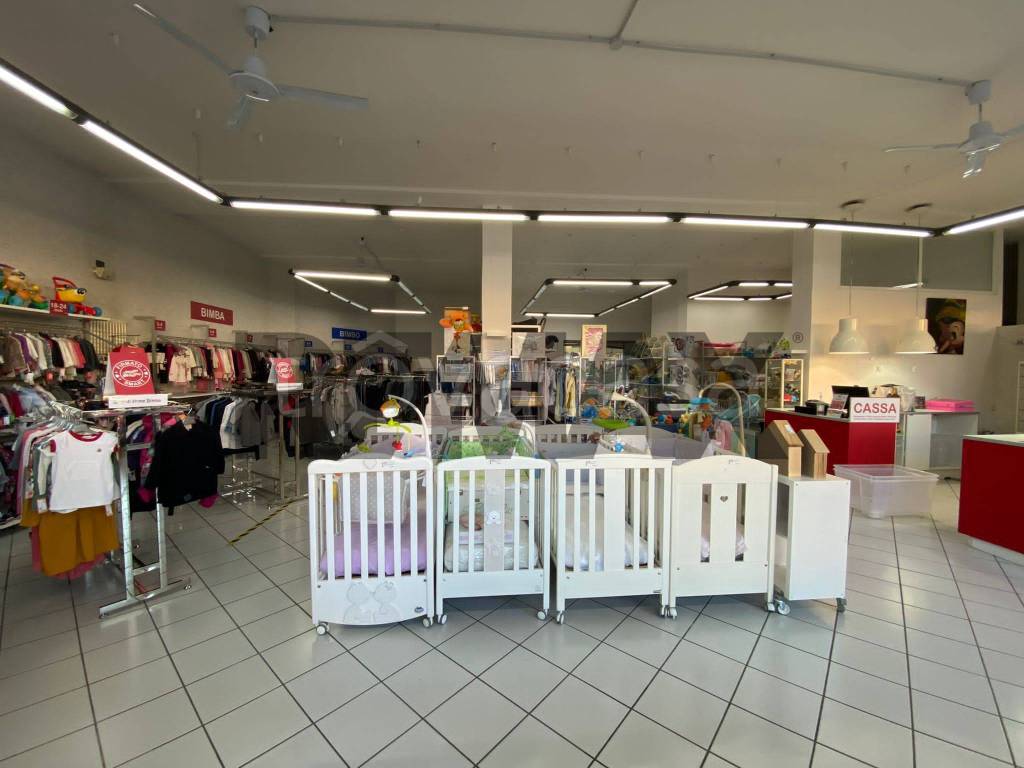 appartamento in vendita a Gallarate in zona Arnate