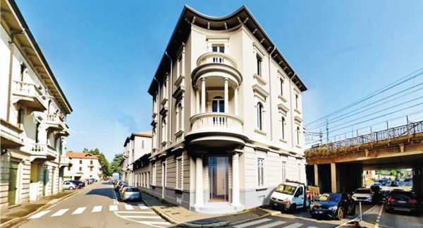appartamento in vendita a Gallarate in zona Sciarè