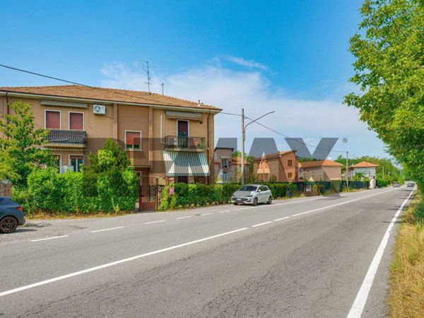 appartamento in vendita a Gallarate in zona Madonna in Campagna
