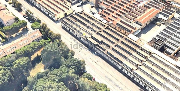locale commerciale in vendita a Gallarate in zona Arnate