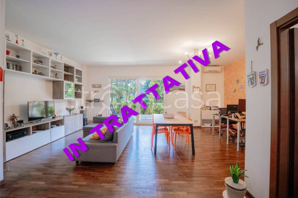 appartamento in vendita a Gallarate in zona Ronchi