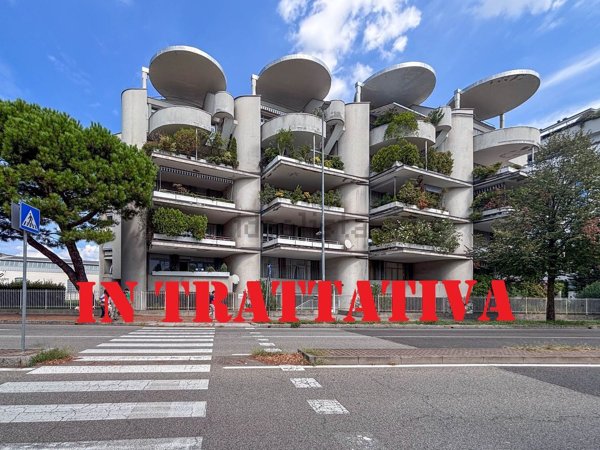 appartamento in vendita a Gallarate in zona Arnate