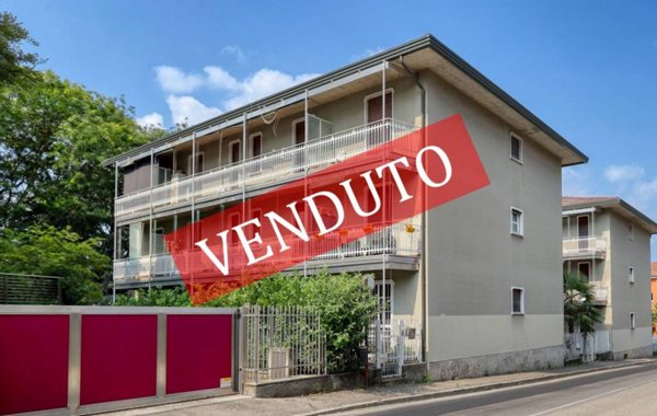 appartamento in vendita a Gallarate in zona Crenna