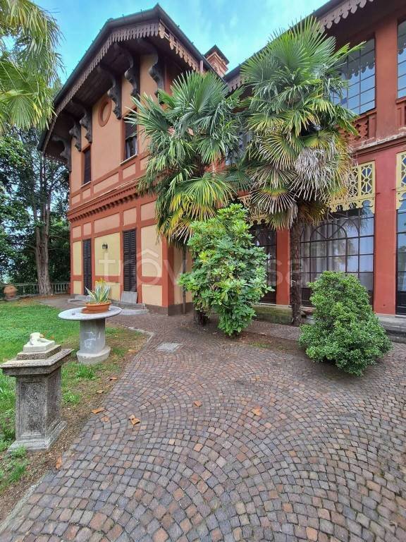 casa indipendente in vendita a Gallarate