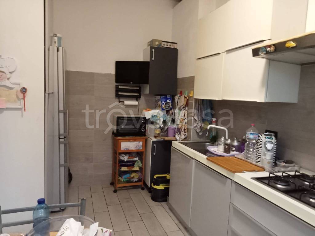 appartamento in vendita a Gallarate in zona Cascinetta