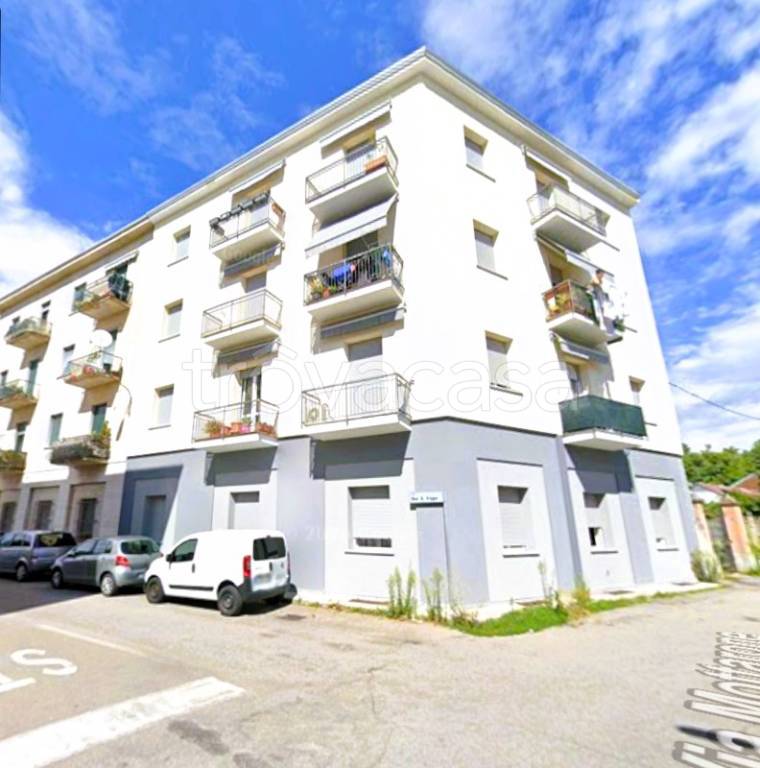 appartamento in vendita a Gallarate in zona Cascinetta