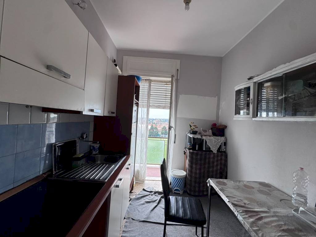 appartamento in vendita a Gallarate in zona Cascinetta