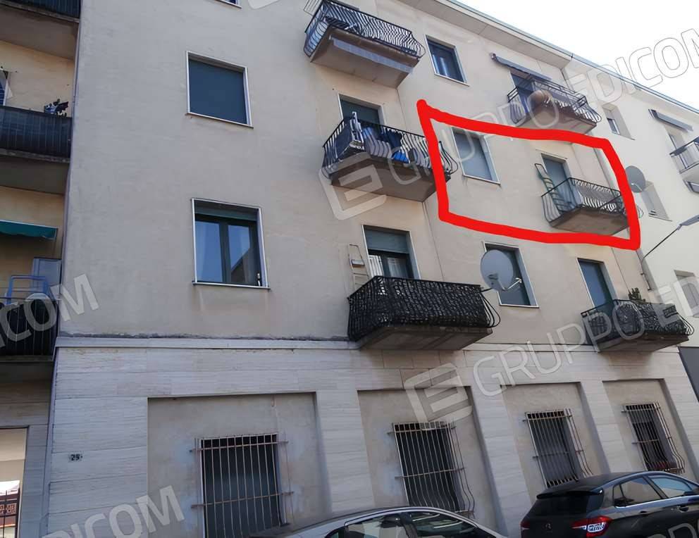 appartamento in vendita a Gallarate in zona Cascinetta