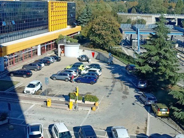 box auto in vendita a Gallarate in zona Cascinetta