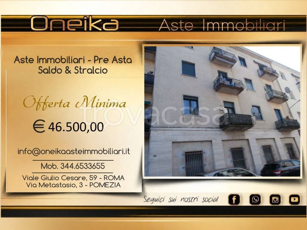 appartamento in vendita a Gallarate in zona Cascinetta