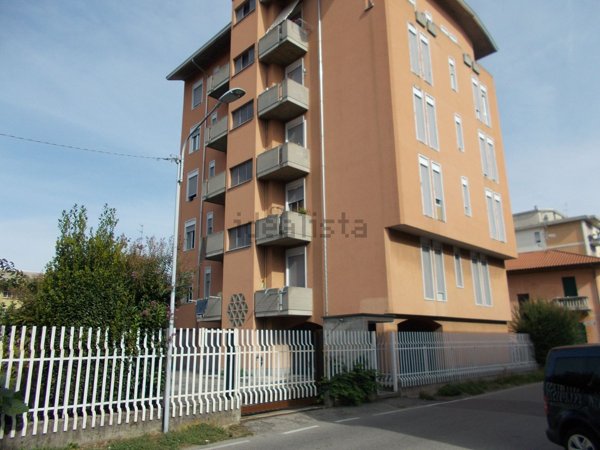 appartamento in vendita a Gallarate in zona Cascinetta