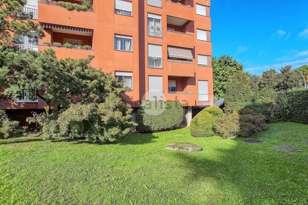 appartamento in vendita a Gallarate in zona Ronchi